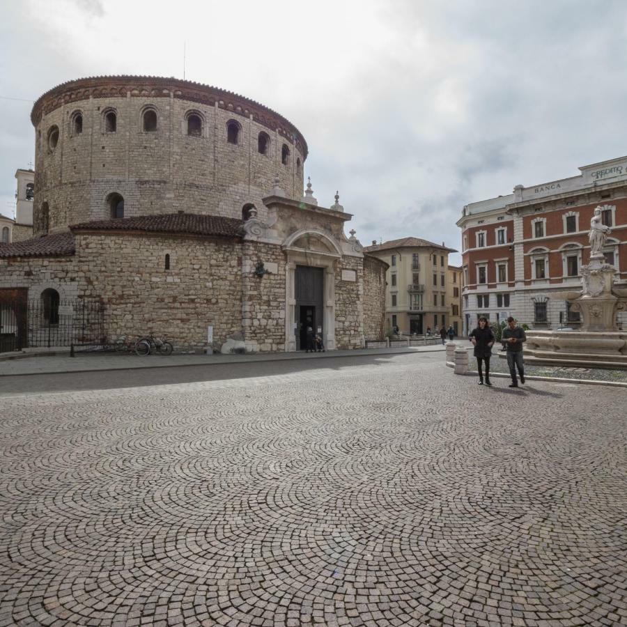 Locanda Delle Mercanzie Брешия Экстерьер фото